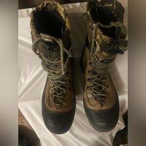 Camouflage Lace-Up Boots